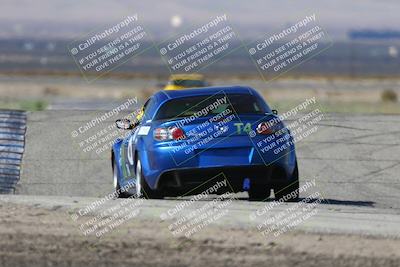 media/Oct-26-2025-CalClub SCCA (Sun) [[8ce1e69566]]/Group 2/Grapevine/